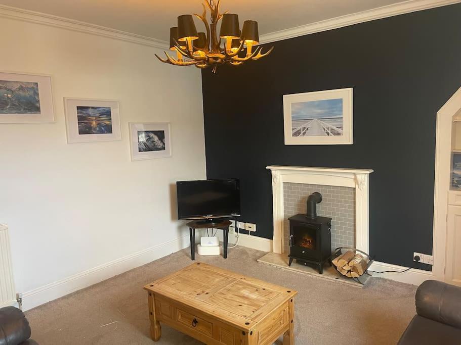 شقة Calailan Highland Seaside Retreat - نايرن المظهر الخارجي الصورة