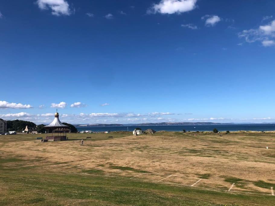 شقة Calailan Highland Seaside Retreat - نايرن المظهر الخارجي الصورة